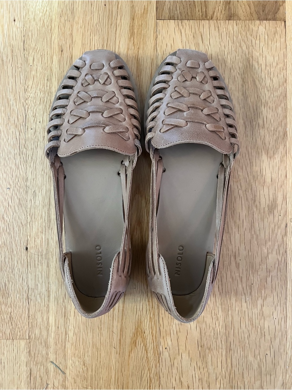 Nisolo Huarache Woven Leather Flats in Light Taupe